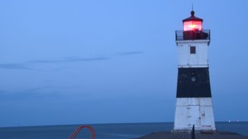 LighthousePresqueIslePAPierhead-16x9
